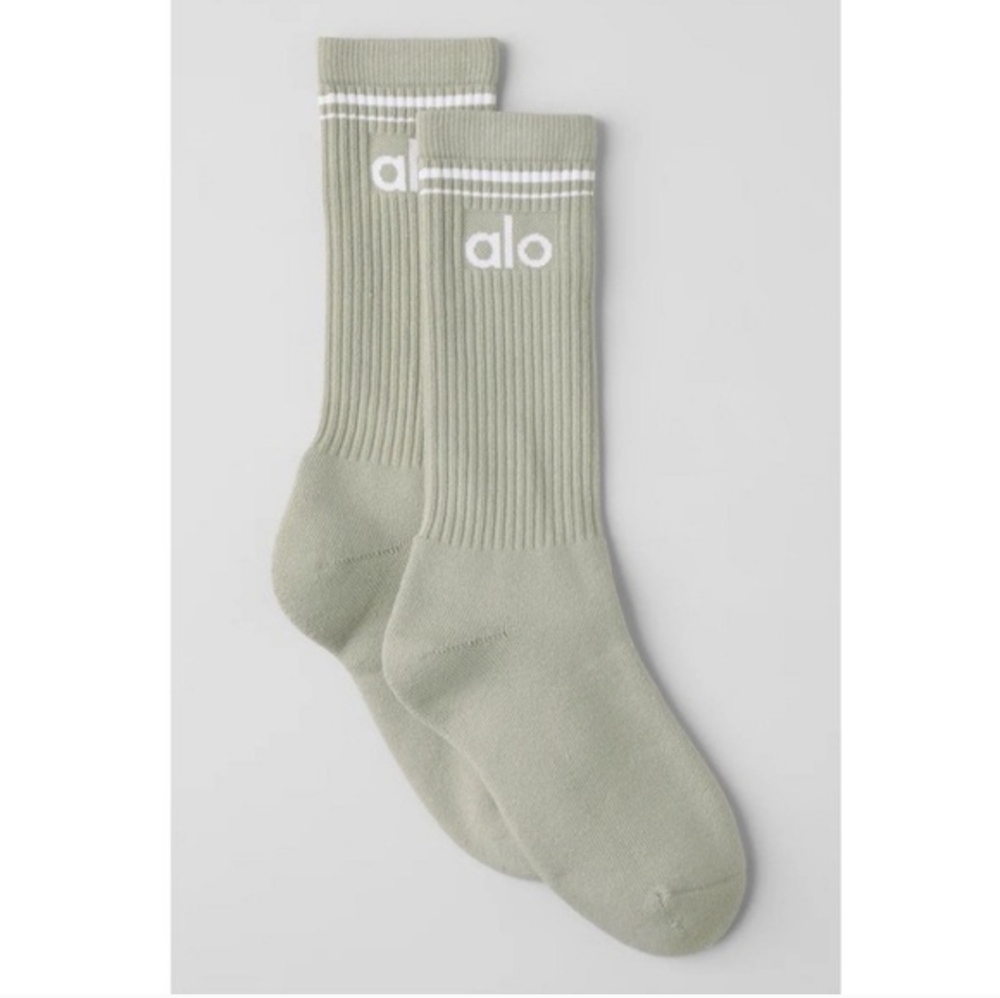 ALO Unisex Throwback Sock Limited edition/release Limestone/White medium $34
